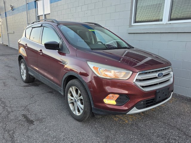 Used 2018 Ford Escape SE w/ SE Sync 3 Package AWD/4WD image 3