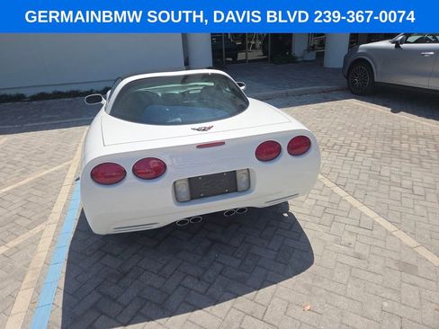 Used 2004 Chevrolet Corvette Coupe image 15