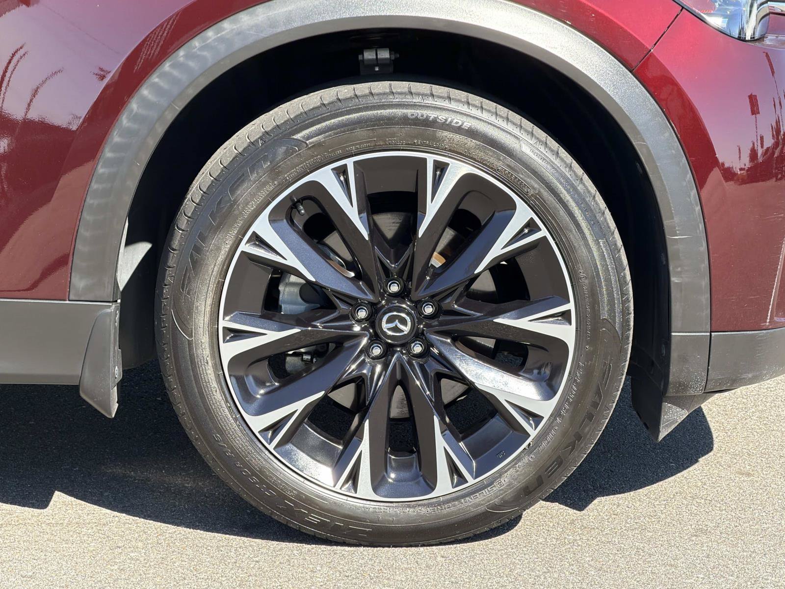 Certified 2024 MAZDA CX-90 Plug-In Hybrid w/ Premium Pkg AWD/4WD image 27