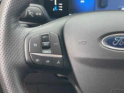 Used 2024 Ford Escape ST-Line AWD/4WD image 16
