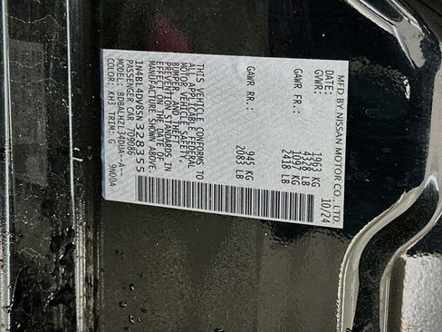 Used 2025 Nissan Altima 2.5 SV FWD image 12