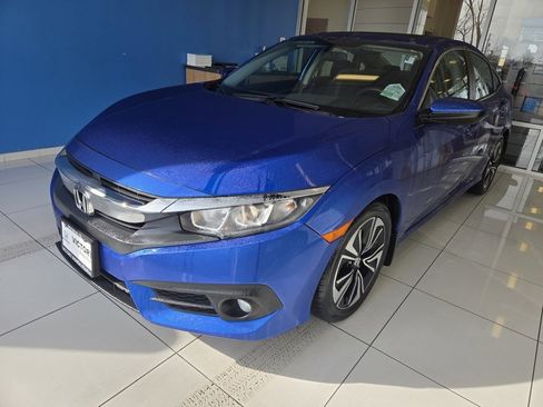Certified 2017 Honda Civic EX-T image 1