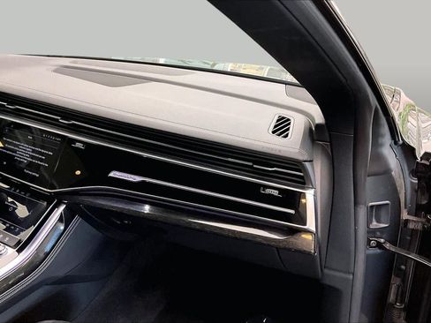 Certified 2025 Audi Q8 Premium Plus AWD/4WD image 18