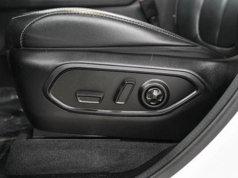 Used 2023 Jeep Grand Cherokee 4WD 4xe image 27