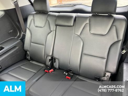 Used 2025 Kia Telluride S FWD image 20