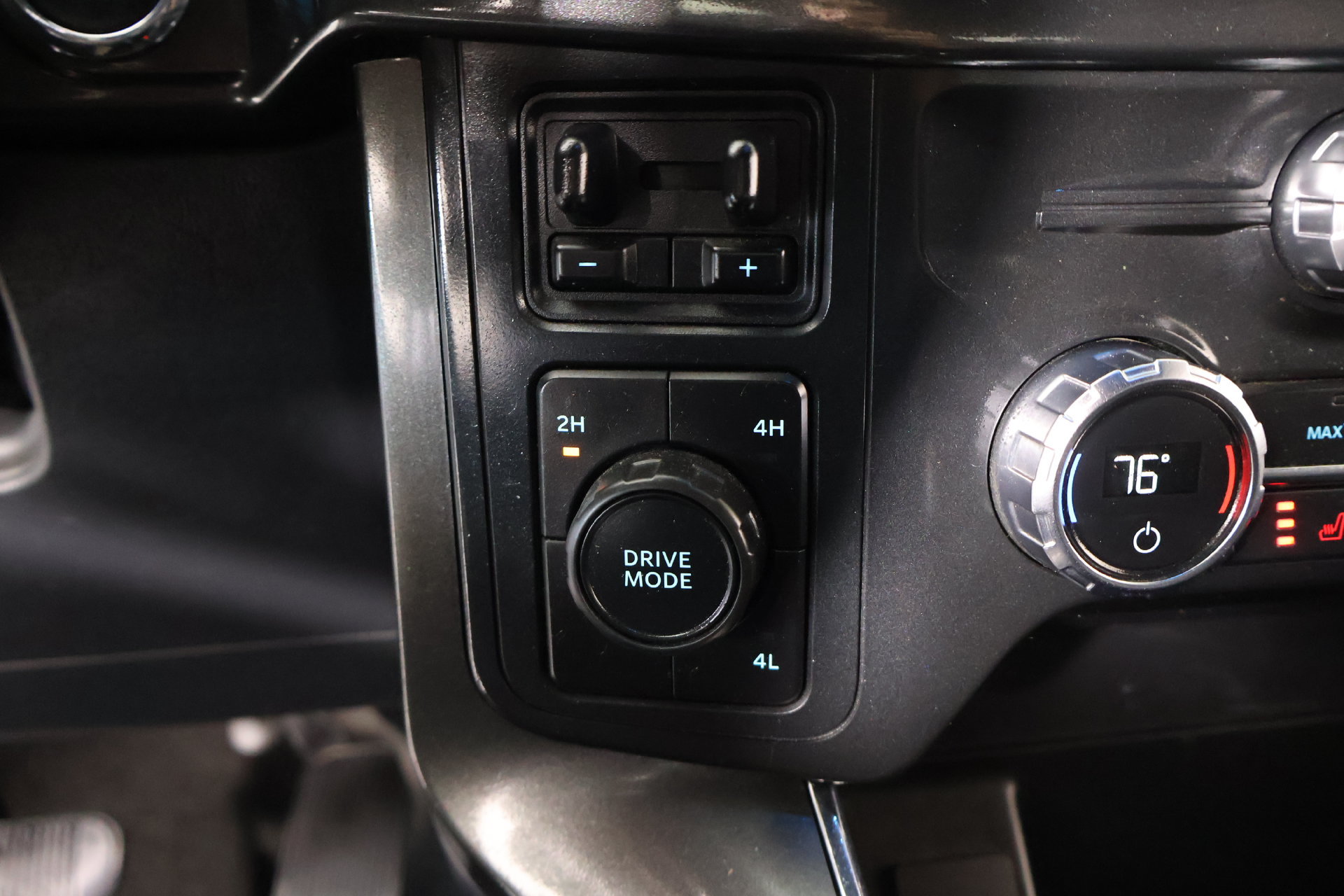 Used 2021 Ford F150 XLT w/ Equipment Group 302A High AWD/4WD image 9