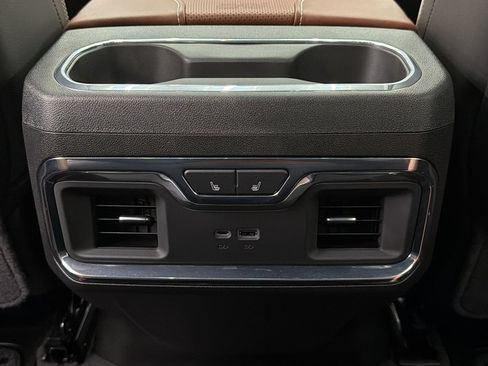 Used 2026 GMC Sierra 1500 Denali Ultimate AWD/4WD image 39