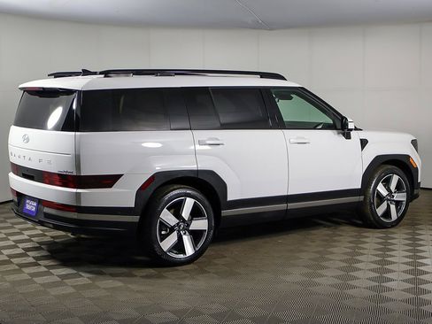 Certified 2025 Hyundai Santa Fe Limited image 16