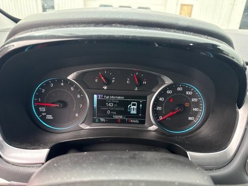 Used 2018 Chevrolet Traverse LT AWD/4WD image 19