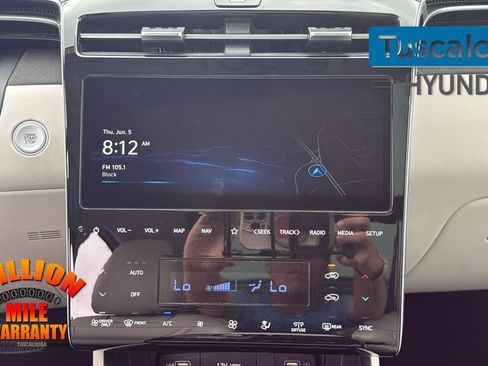Used 2024 Hyundai Tucson Limited image 27