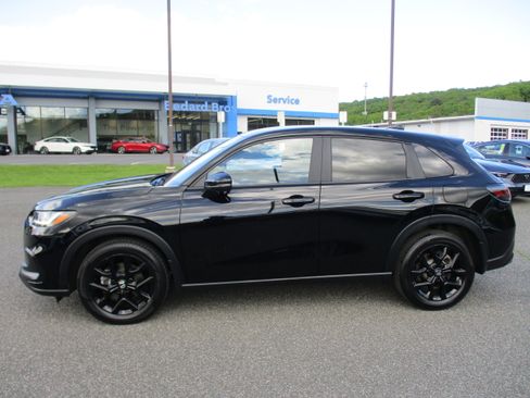 Certified 2024 Honda HR-V Sport image 8