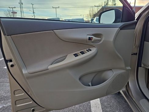 Used 2009 Toyota Corolla LE image 10