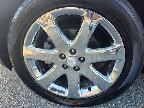 Used 2019 Buick Encore Essence w/ Experience Buick Package image 9