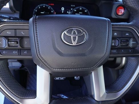 Used 2024 Toyota Tacoma TRD Sport image 18