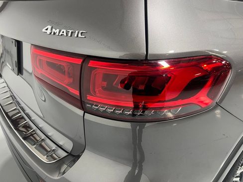 Used 2021 Mercedes-Benz GLB 250 4MATIC image 14