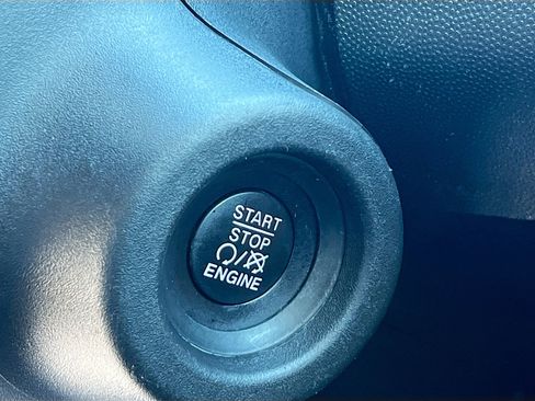 Used 2023 RAM ProMaster 2500 image 23