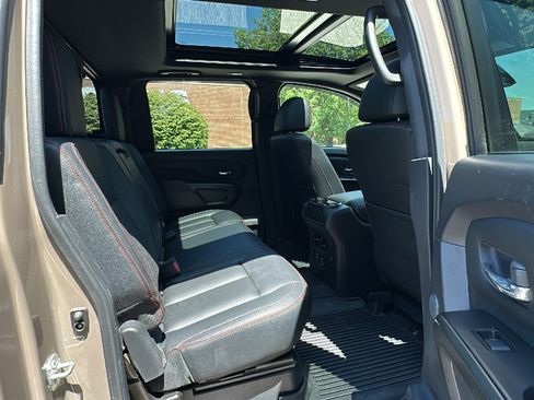 Used 2023 Nissan Titan PRO-4X w/ Pro-4x Convenience Package AWD/4WD image 27
