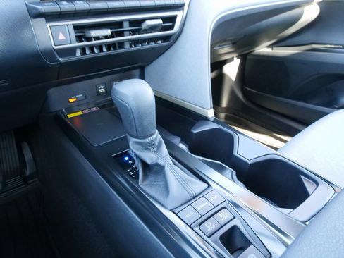 Used 2025 Toyota Camry LE image 25