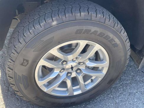 Used 2021 Chevrolet Silverado 1500 RST AWD/4WD image 11