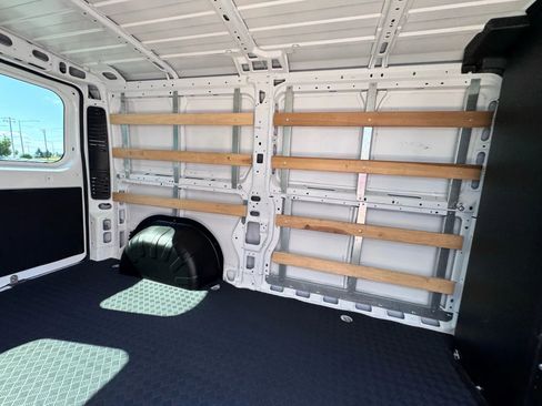 Used 2023 RAM ProMaster 2500 image 24