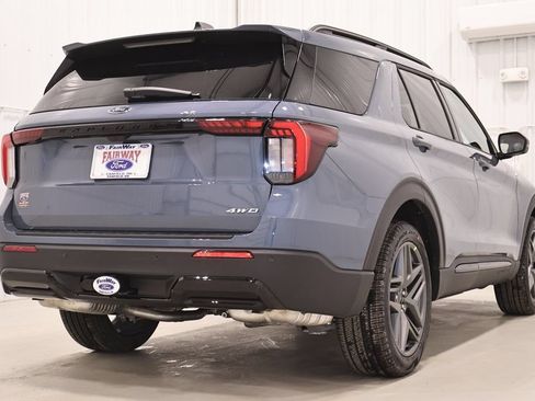 New 2026 Ford Explorer ST-Line w/ ST-Line Street Pack AWD/4WD image 9