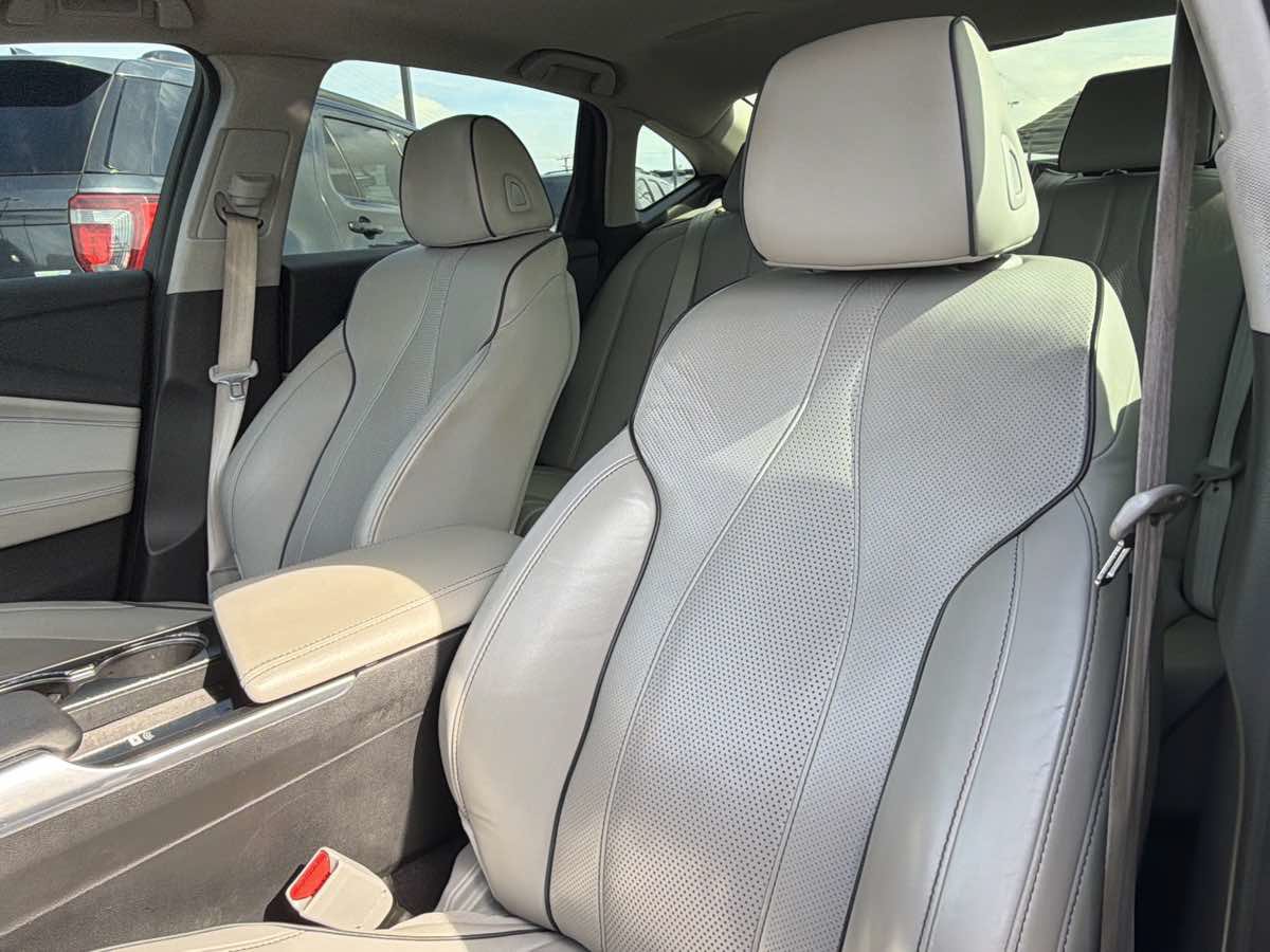 Used 2021 Acura TLX w/ Advance Package FWD image 10