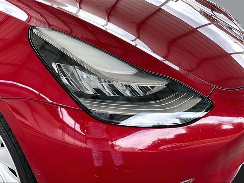 Used 2019 Tesla Model 3 AWD/4WD image 29