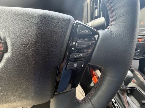 Used 2025 Nissan Frontier PRO-4X w/ Pro Convenience Package AWD/4WD image 18