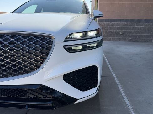 Used 2025 Genesis GV70 2.5T w/ Sport Prestige Package image 11