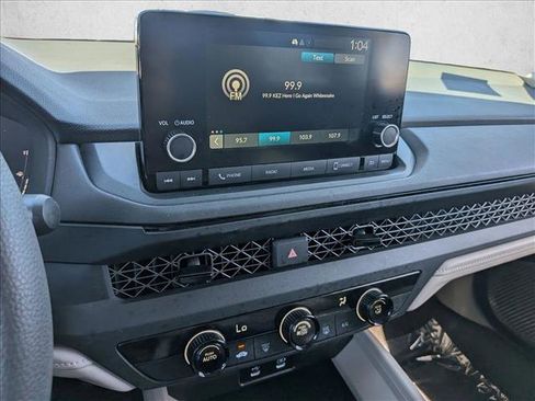 Used 2023 Honda Accord LX image 17