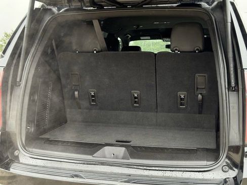 Used 2021 Chevrolet Tahoe LT RWD image 34