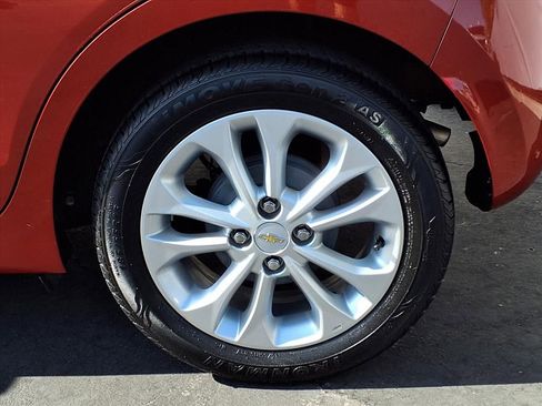 Used 2022 Chevrolet Spark LT image 4