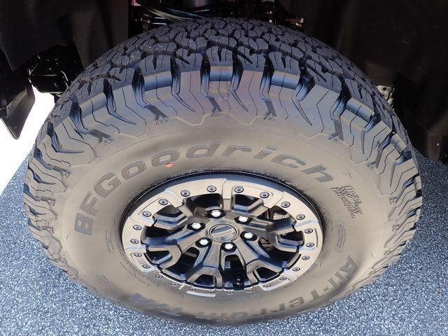 New 2026 Ford Bronco Raptor w/ Interior Carbon Fiber Pack AWD/4WD image 11