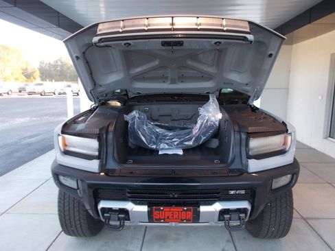 New 2025 GMC Hummer EV 2X image 20