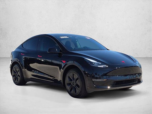 Used 2025 Tesla Model Y Long Range RWD image 3