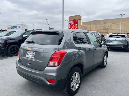 Used 2020 Chevrolet Trax LS FWD image 5