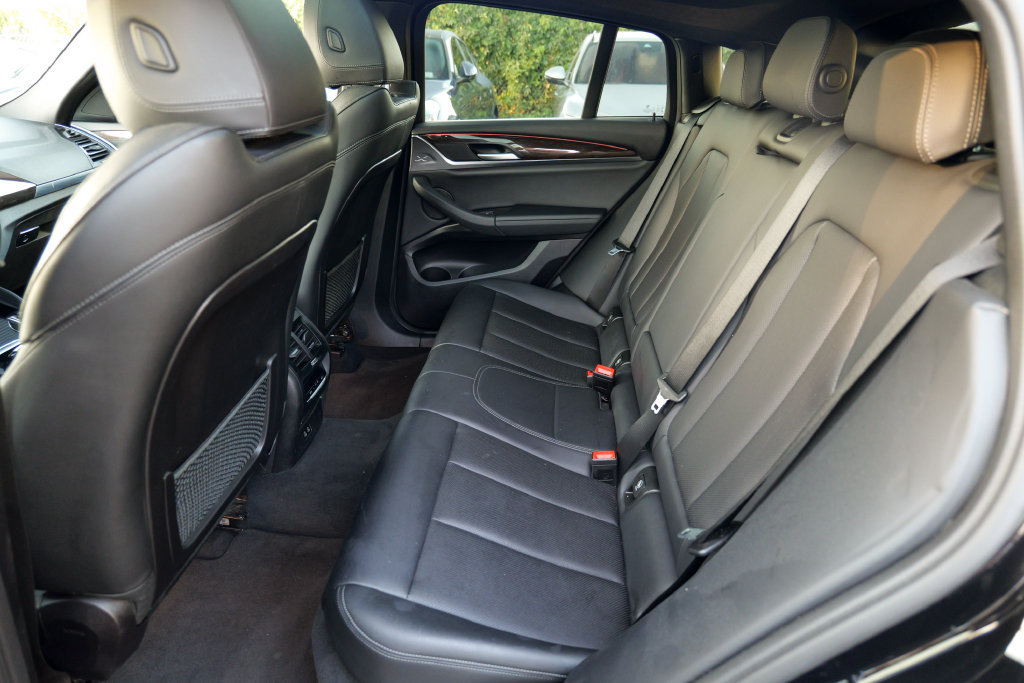 Used 2023 BMW X4 xDrive30i w/ Premium Package AWD/4WD image 25