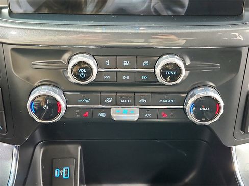 Used 2022 Ford F150 XLT w/ Equipment Group 302A High image 34