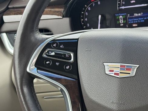 Used 2017 Cadillac XTS Luxury image 17