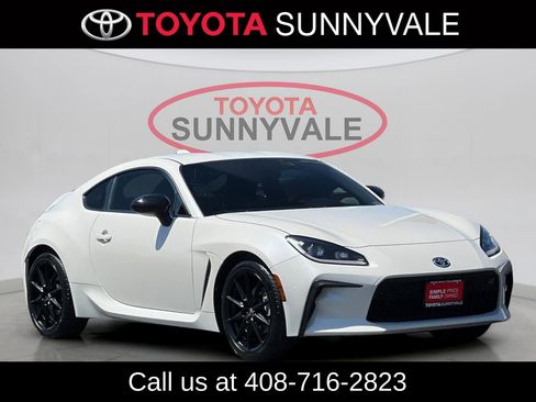 Used 2024 Toyota GR86 Premium RWD image 11