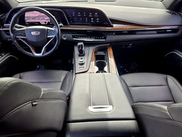 Used 2021 Cadillac Escalade Luxury RWD image 12
