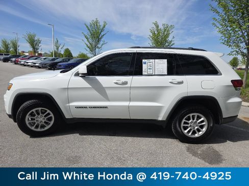 Used 2020 Jeep Grand Cherokee Laredo w/ Security & Convenience Group AWD/4WD image 13