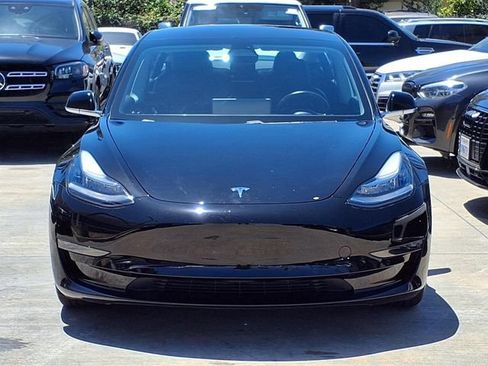 Used 2018 Tesla Model 3 Long Range RWD image 7