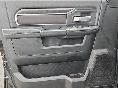 Used 2024 RAM 2500 Big Horn w/ Bed Utility Group image 27