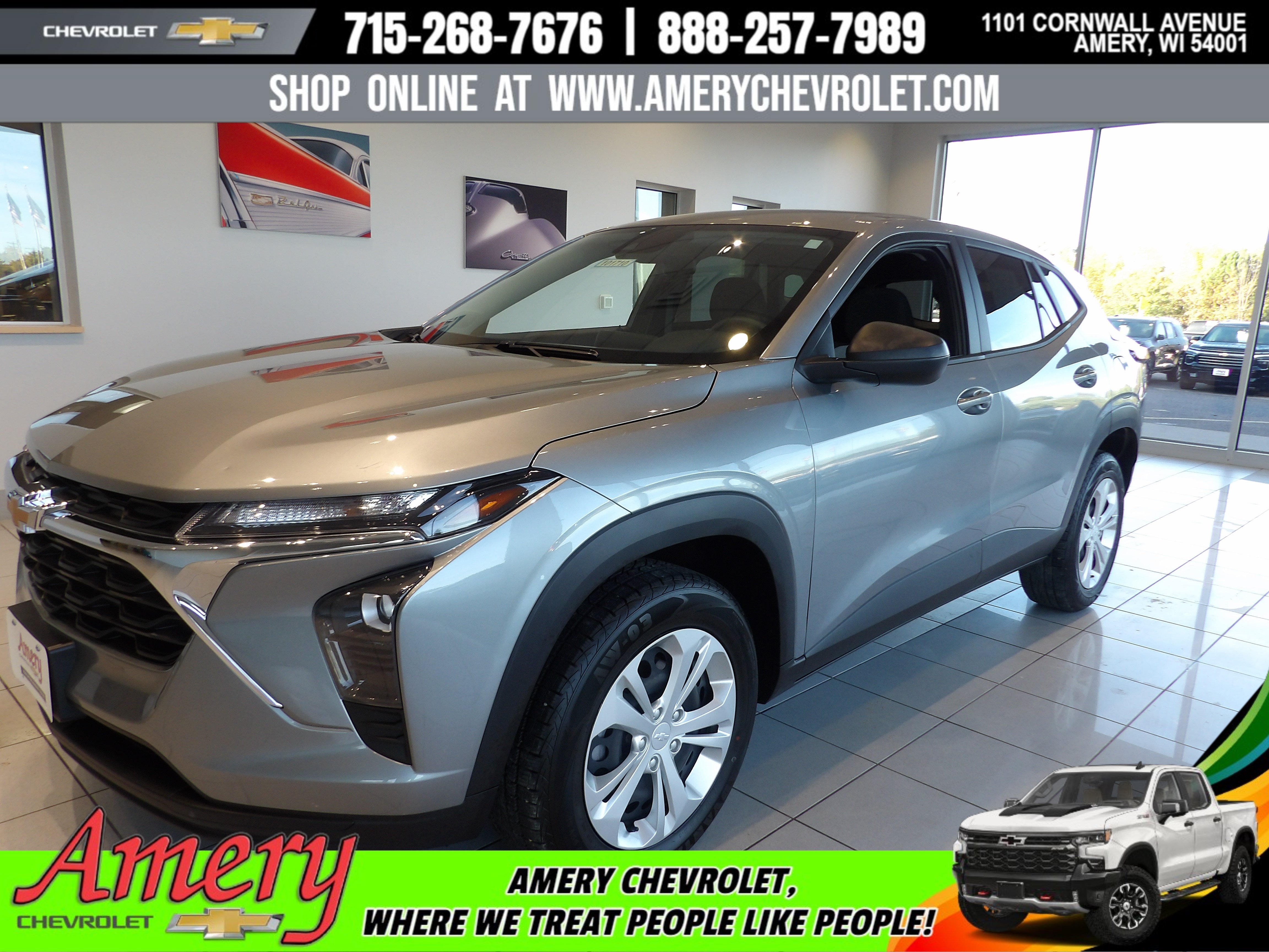 Used 2024 Chevrolet Trax LS FWD image 1