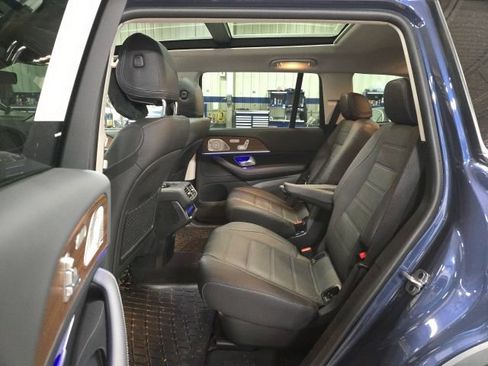 Used 2026 Mercedes-Benz GLS 450 4MATIC image 8