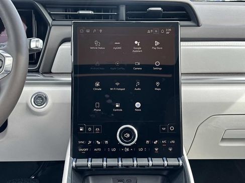 New 2026 GMC Terrain Denali w/ LPO, Floor Liner Package image 15