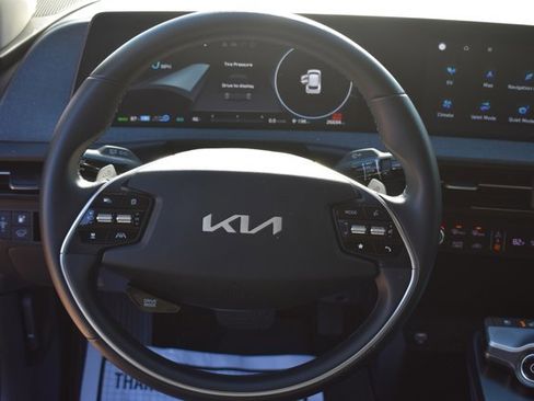 Used 2024 Kia EV6 Wind image 19