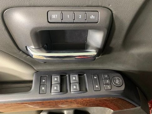 Used 2019 GMC Sierra 2500 SLT image 28