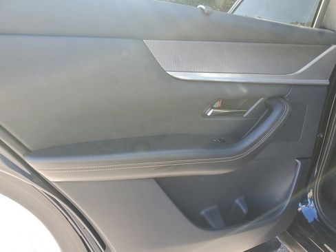 Used 2025 MAZDA CX-90 Plug-In Hybrid w/Premium Sport image 17